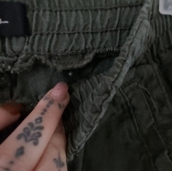 SOLD🌷3for$20!🌷linen shorts - Picture 4 of 4